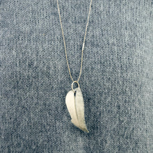 Load image into Gallery viewer, Feather Pendant